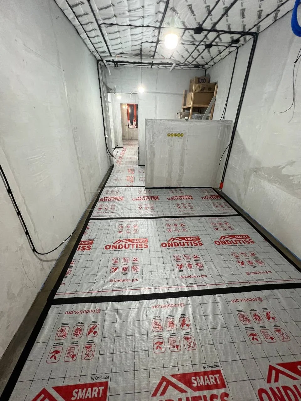 Пол и потолок разом